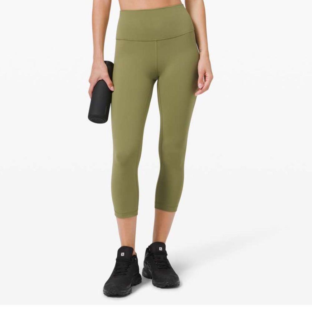 lululemon athletica align bronze Green High-Rise Capris sz 4